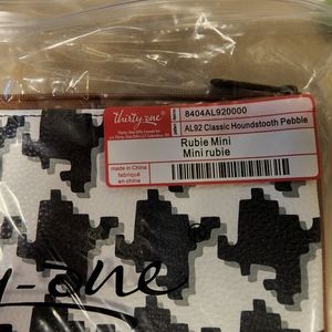 Thirty one Rubie Mini